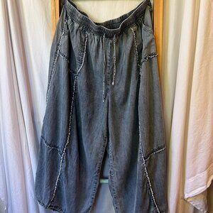 Easel Womans Wide Leg Pull-On Pants